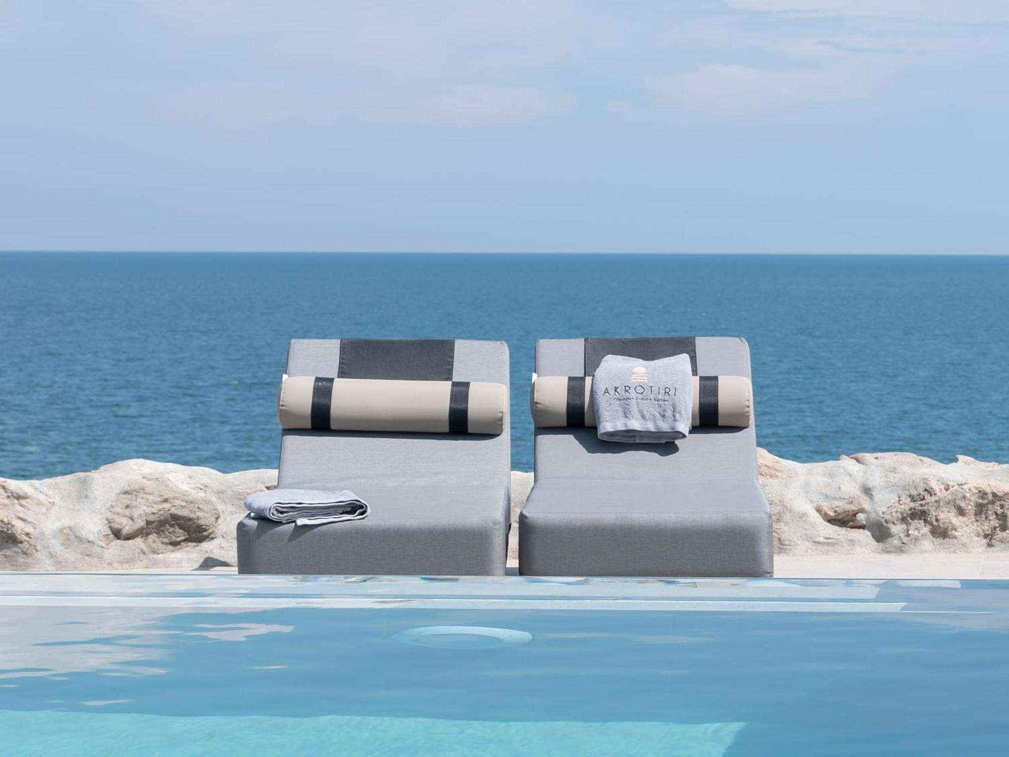 Akrotiri Olympus Luxury Suites - Adults Only Plaka Litochorou Esterno foto